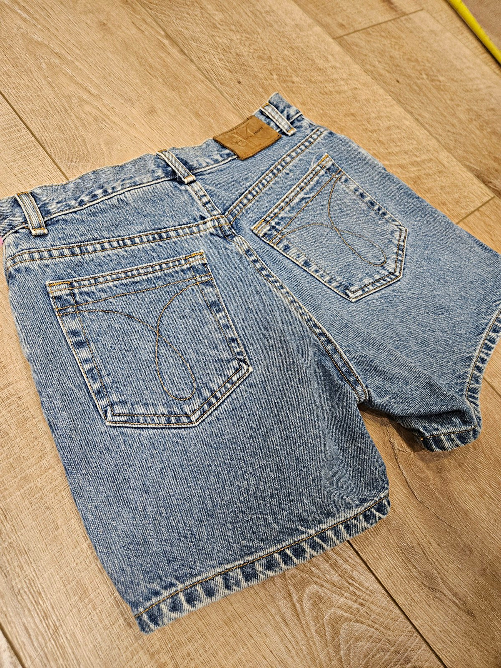 Vtg 90s Calvin Klein Easy Fit Denim Shorts Womens 6 High Rise Blue Omega